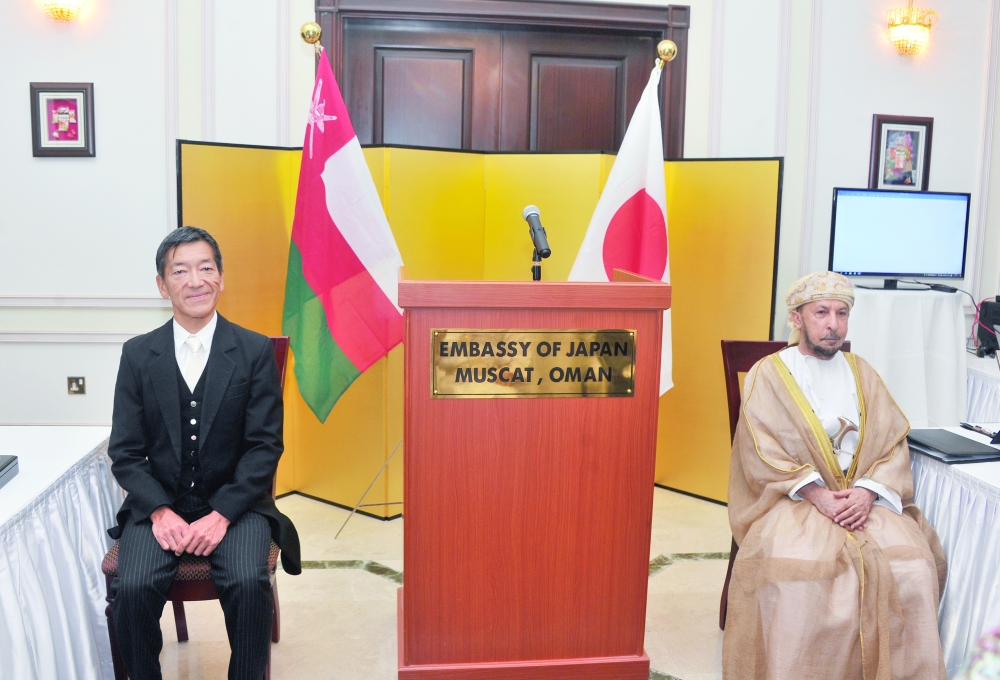 سالم المسكري والسفير الياباني