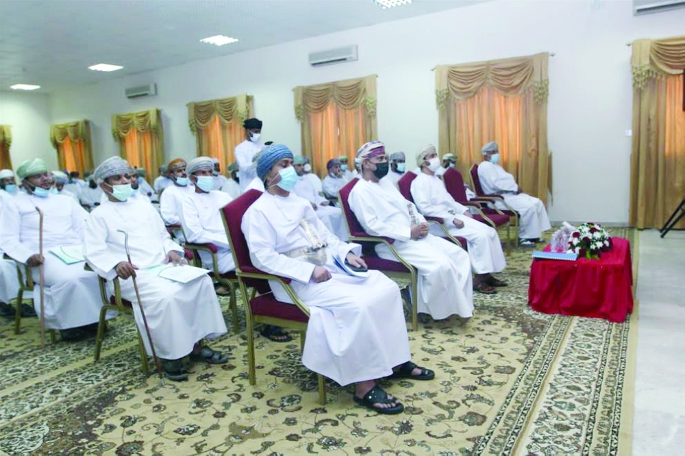 المواطنون في قريات أثناء اللقاء