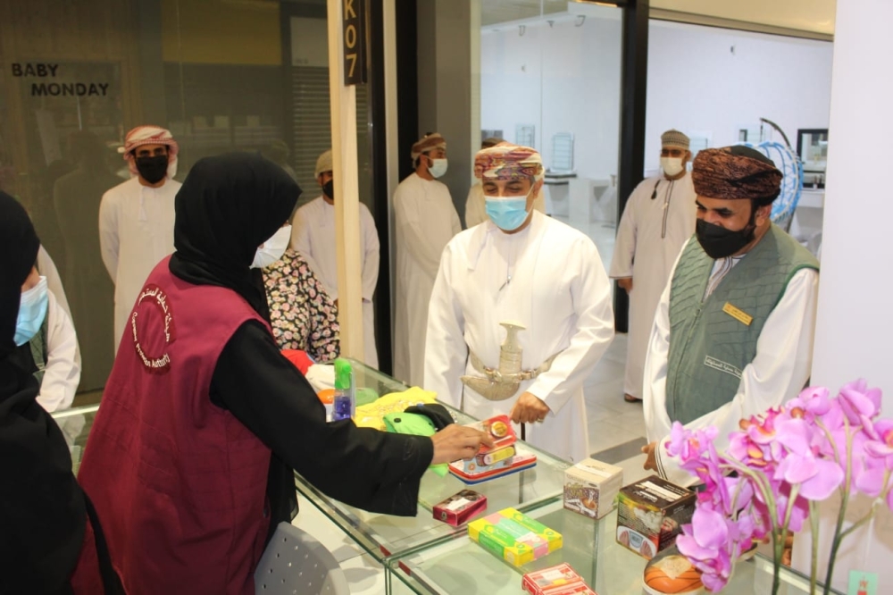 الزيارات الميدانية للمحلات التجارية