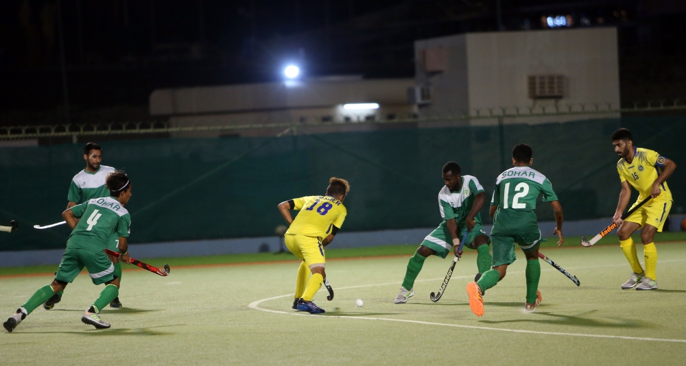 من لقاءات النسخة الماضية من مسابقة كأس جلالة السلطان للهوكي
