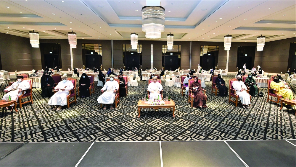  راعي المناسبة والحضور 