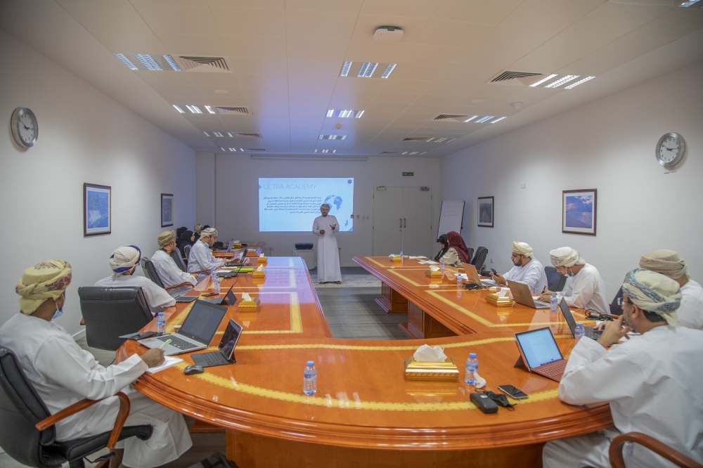  خلال تقديم العروض 