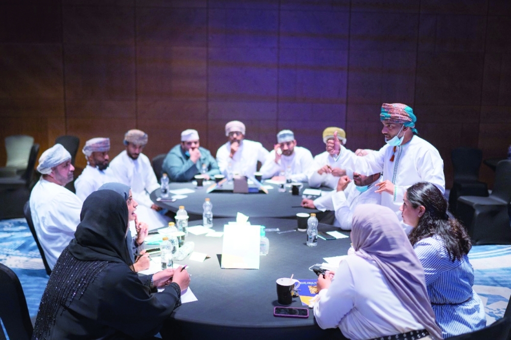 من حلقات الشباب ـ أرشيفية