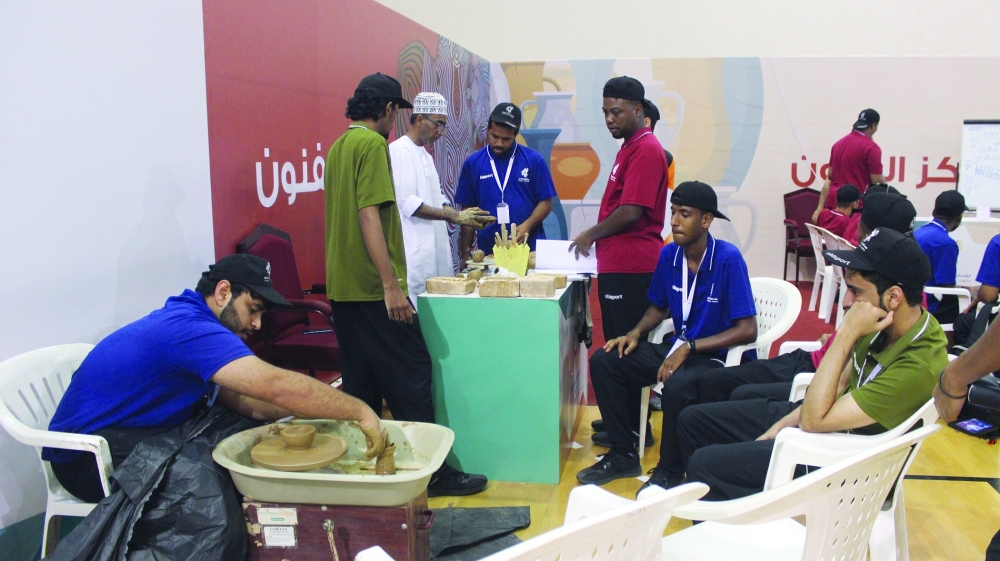 جانب من المعسكرات الشبابية التي اقامتها الأندية خلال الفترة الماضية