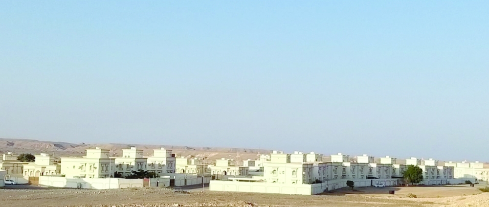 أحد المجمعات السكنية الحكومية