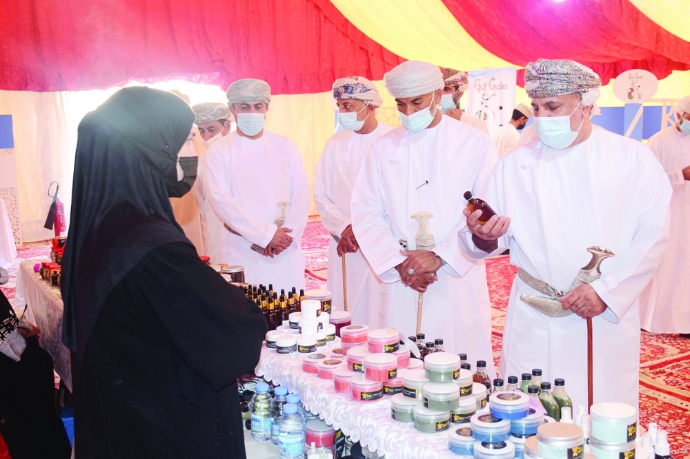 من منتجات رواد الأعمال في المعرض