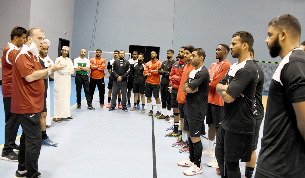 من تدريبات المنتخب الوطني لكرة اليد