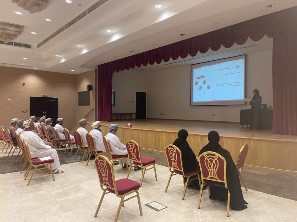 جانب من المشاركين في البرنامج
