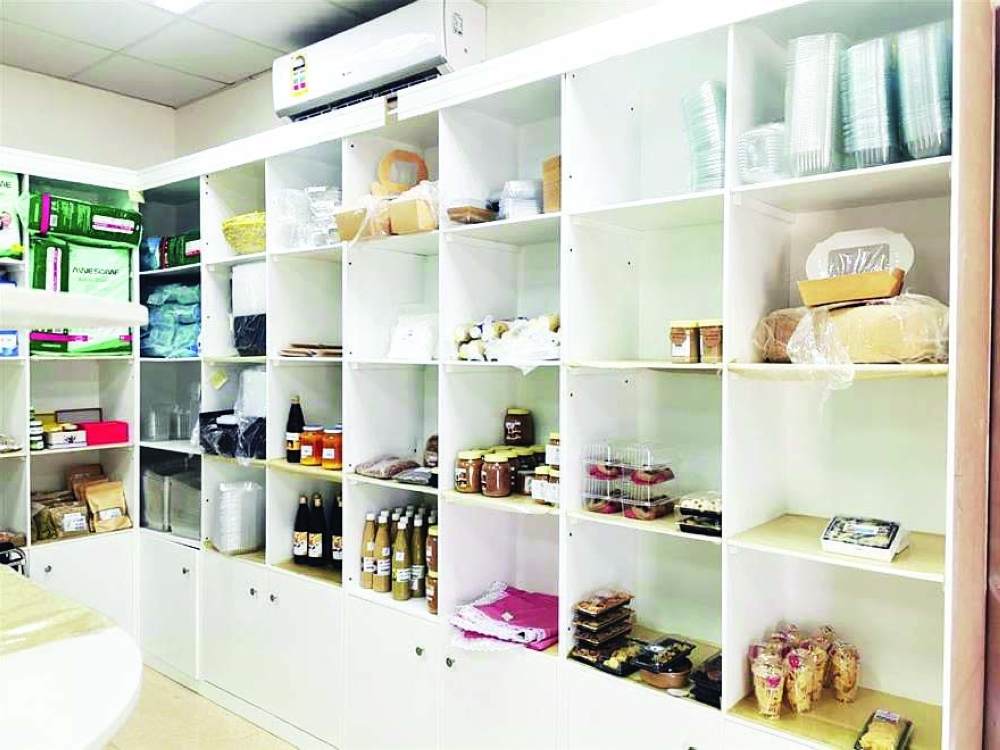 مشروع معين لدعم الشباب والمجتمع في أدم