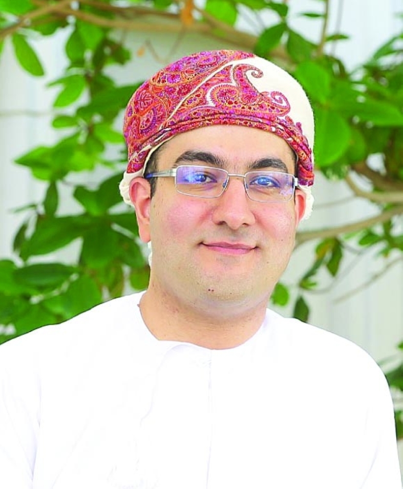 زيد الهنائي