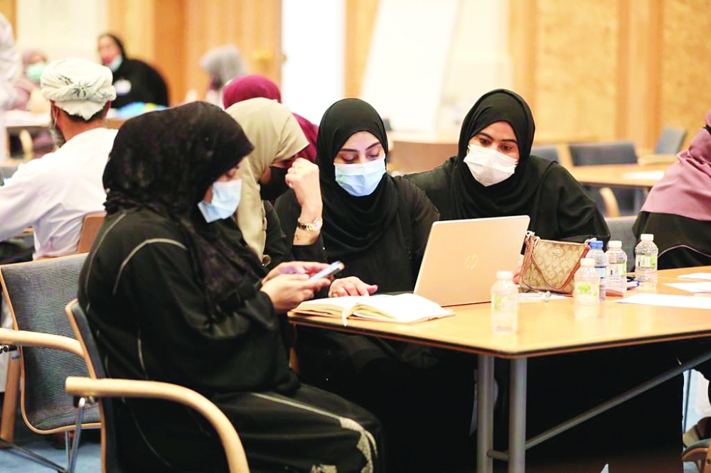 مجموعات عمل تم تشكيلها في الملتقى لتدارس الأفكار والمقترحات