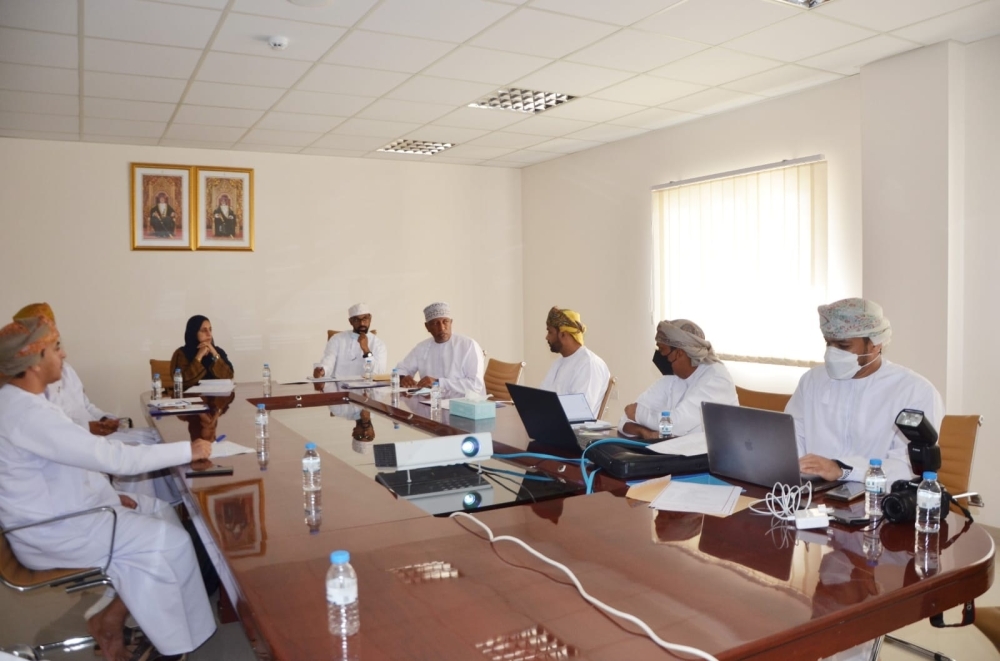 من الاجتماعات التحضيرية للسباق