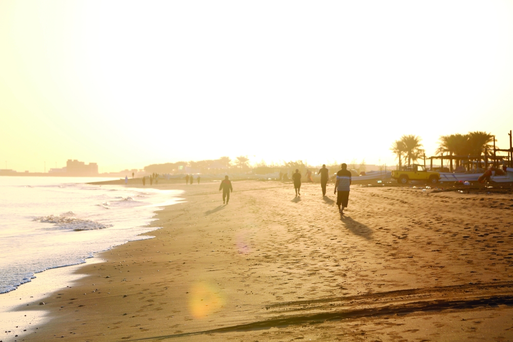 بعض الأطباء ينصح بممارسة رياضة المشي مساء