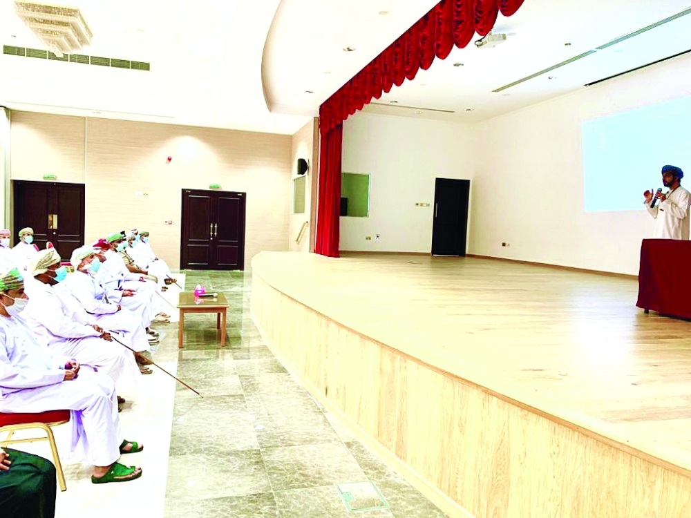 جانب من اللقاء