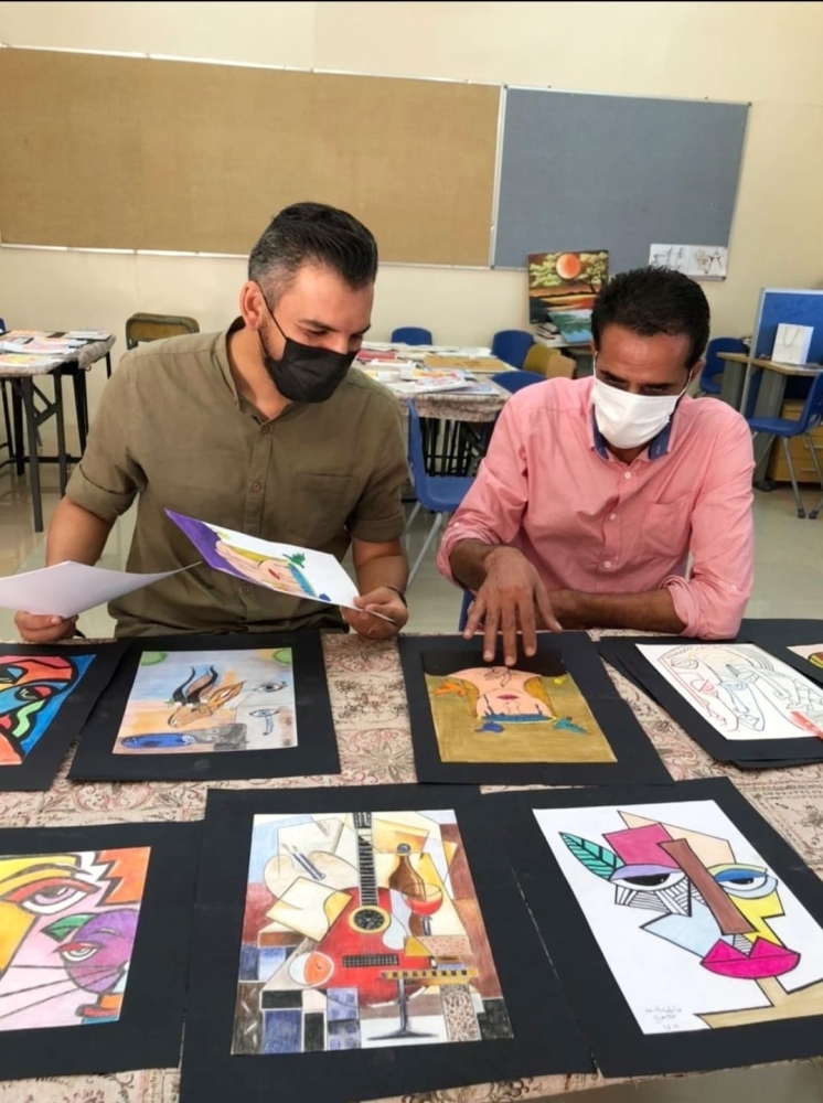 تقييم مسابقة الفنون التشكيلية