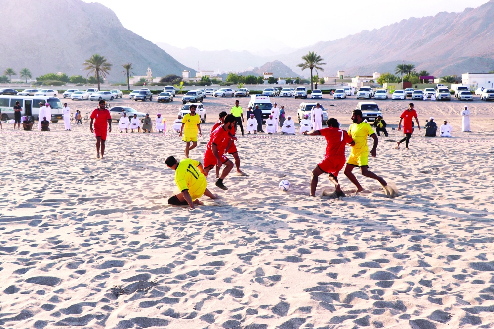 من منافسات بطولة دبا الشاطئية