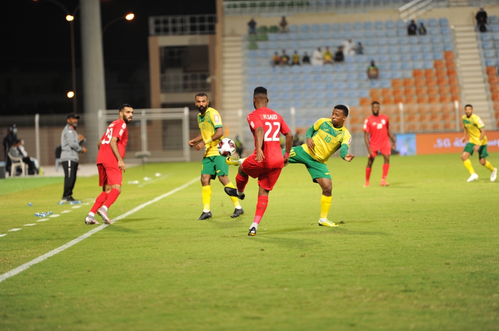 من لقاءات نادي عمان 