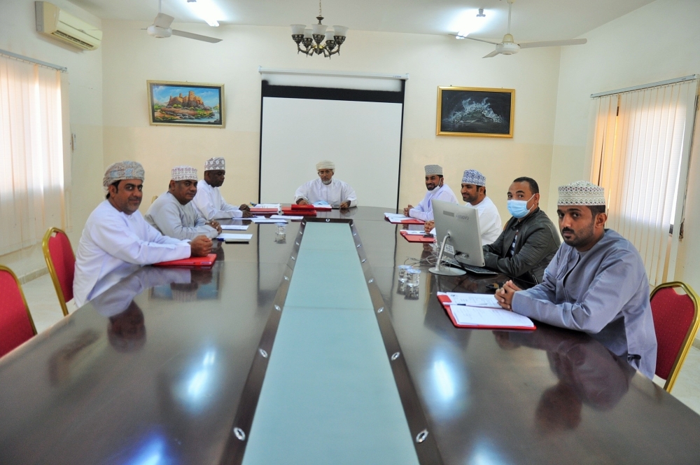 جانب من اجتماع مجلس الإدارة