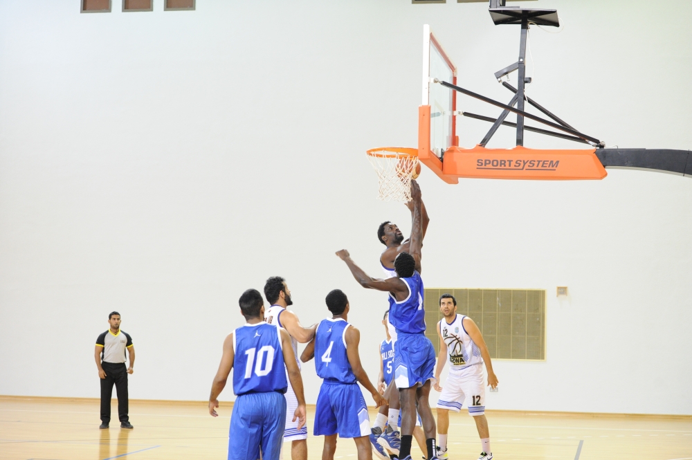 من منافسات دوري السلة