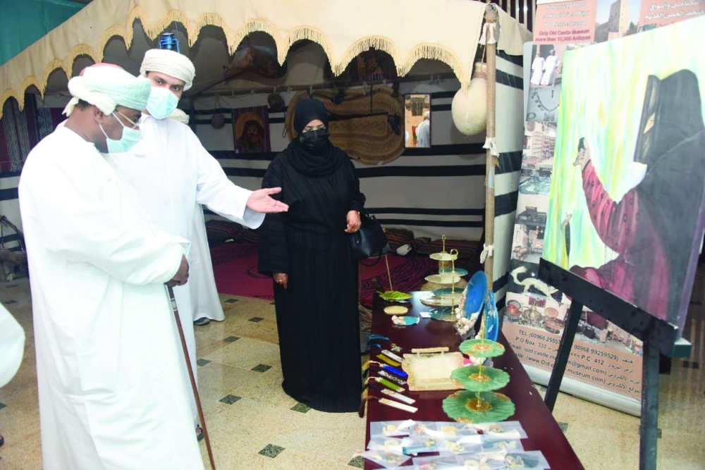 التعرف على اللوحات الفنية