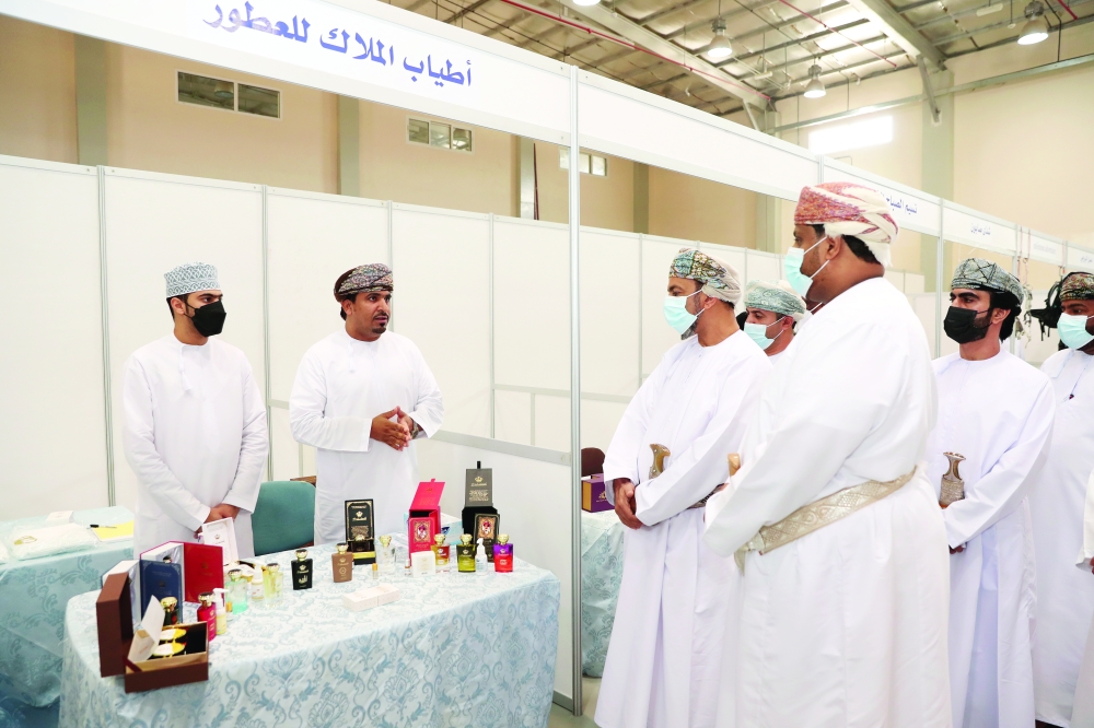 رئيس جامعة نزوى خلال رعايته افتتاح فعاليات أسبوع ريادة الأعمال والذي نظمته الجامعة ديسمبر الماضي