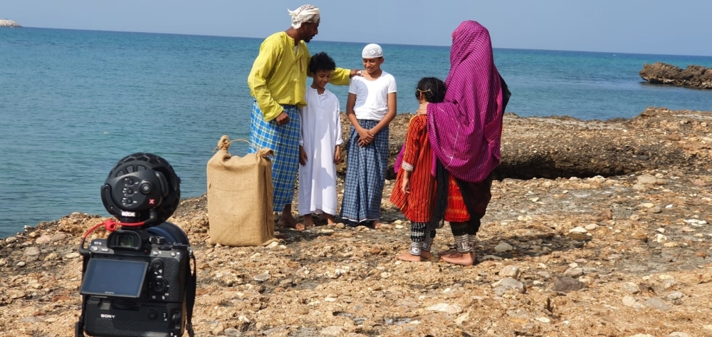 من تصوير فيلم سينمائي عماني 