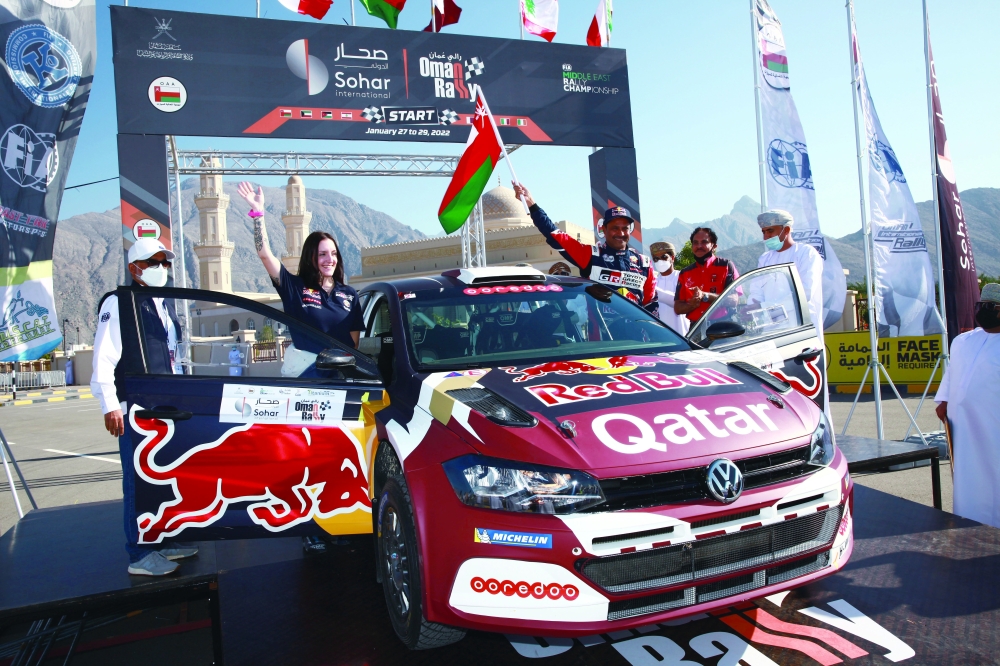 ناصر العطية بطل المرحلة الاستعراضية