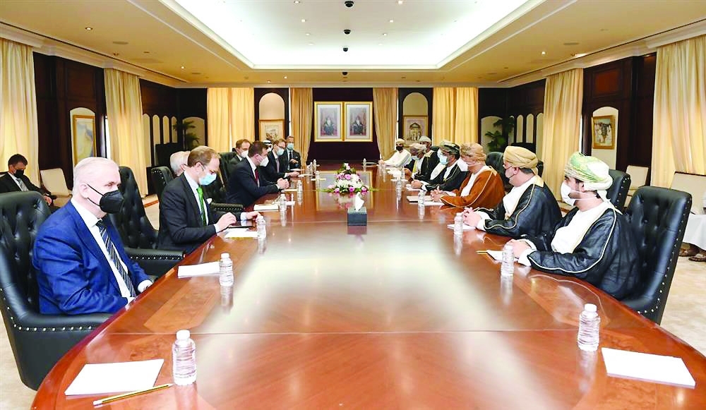 الجانب العماني والفنلندي يناقشون فرص زيادة التبادل التجاري بين البلدين