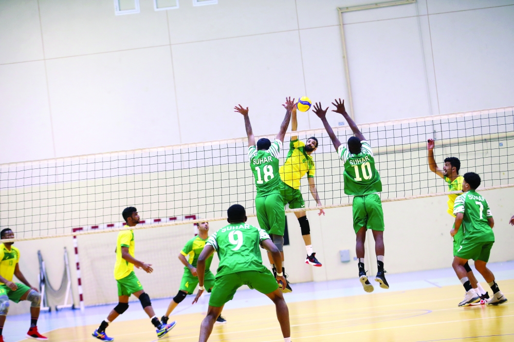 من لقاء صحار و السيب                    تصوير - أحمد البريكي