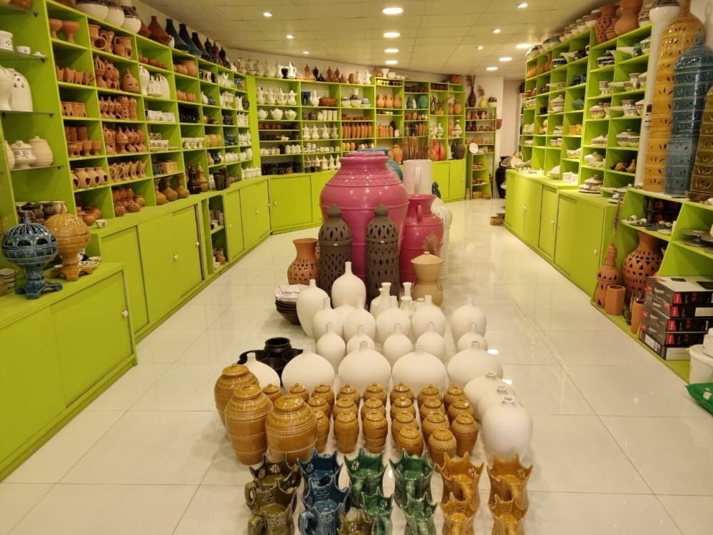 من الاعمال والصناعات الحرفية