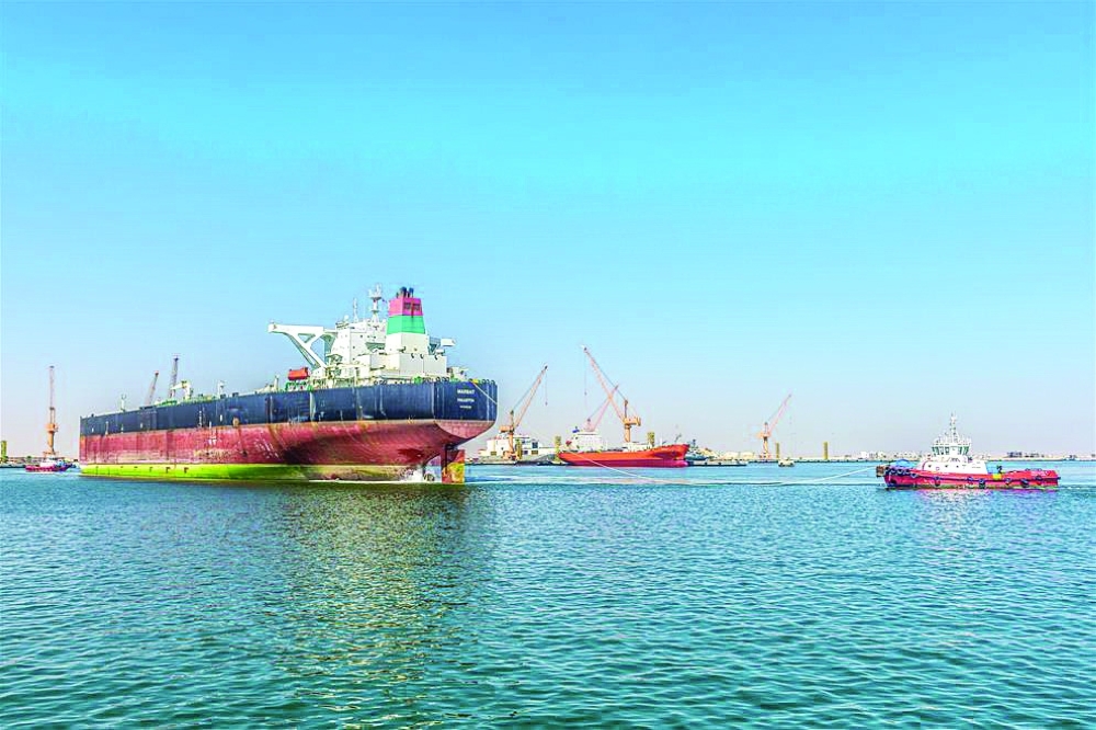 ميناء الدقم يستقبل أضخم سفن الحاويات والبضائع وناقلات النفط والبتروكيماويات