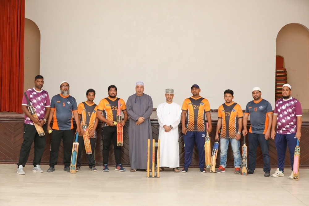 فريق الكريكت بنادي الشباب