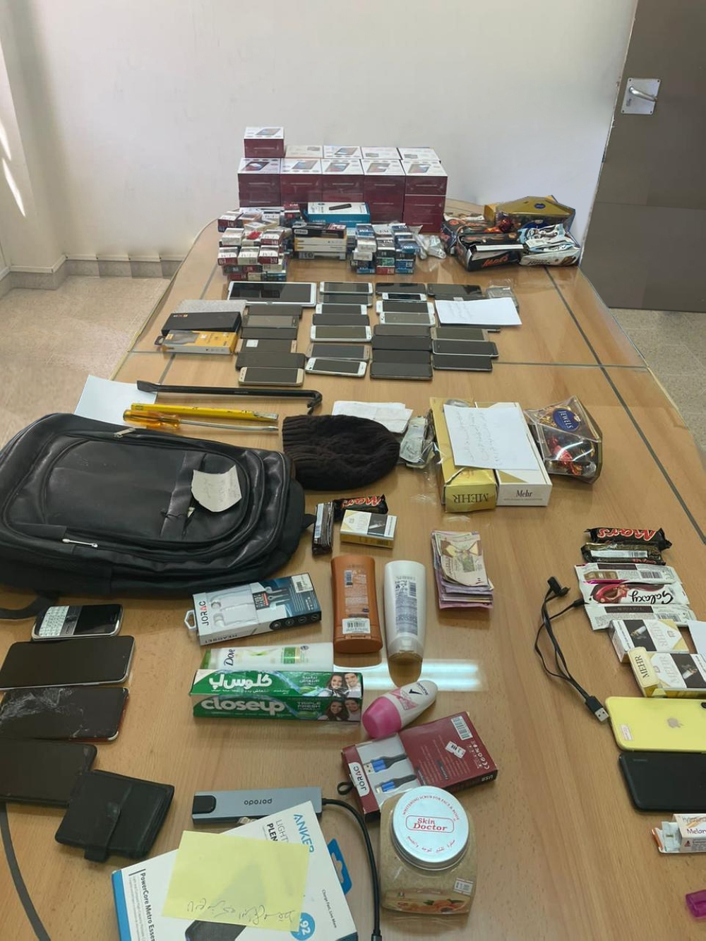 المسروقات من المحال التجارية