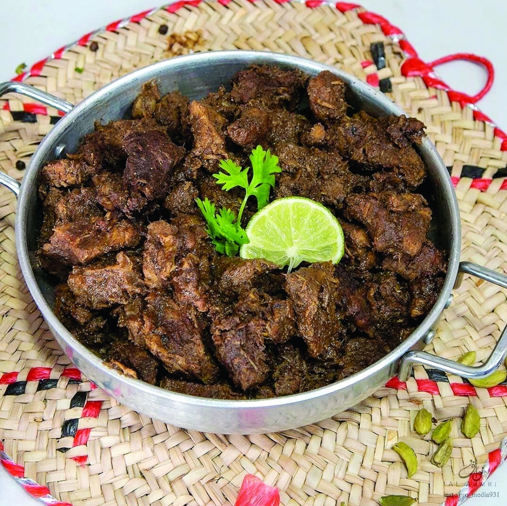 من الأطباق التي يقدمها مطعم قديم البريسم