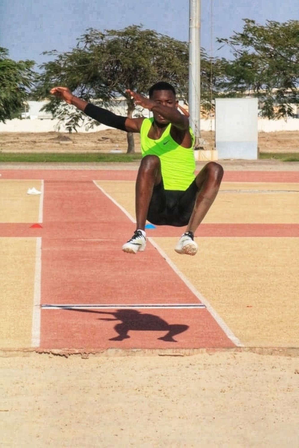 جانب من مسابقة الوثب الطويل