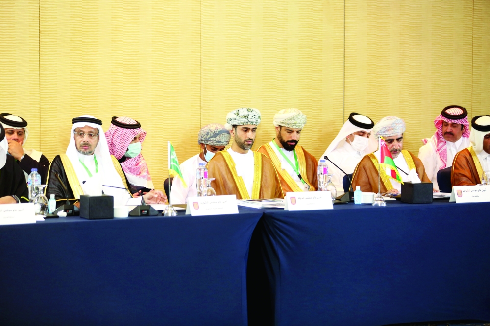 أحمد الندابي أثناء مشاركته في اجتماع جمعية الأمناء العامين