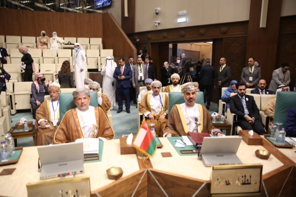 72ece0b9-4f11-4b80-884d-cb00649a6768