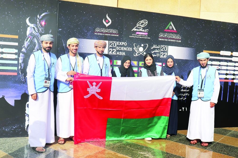 من مشاركة طلبة جامعة السلطان قابوس