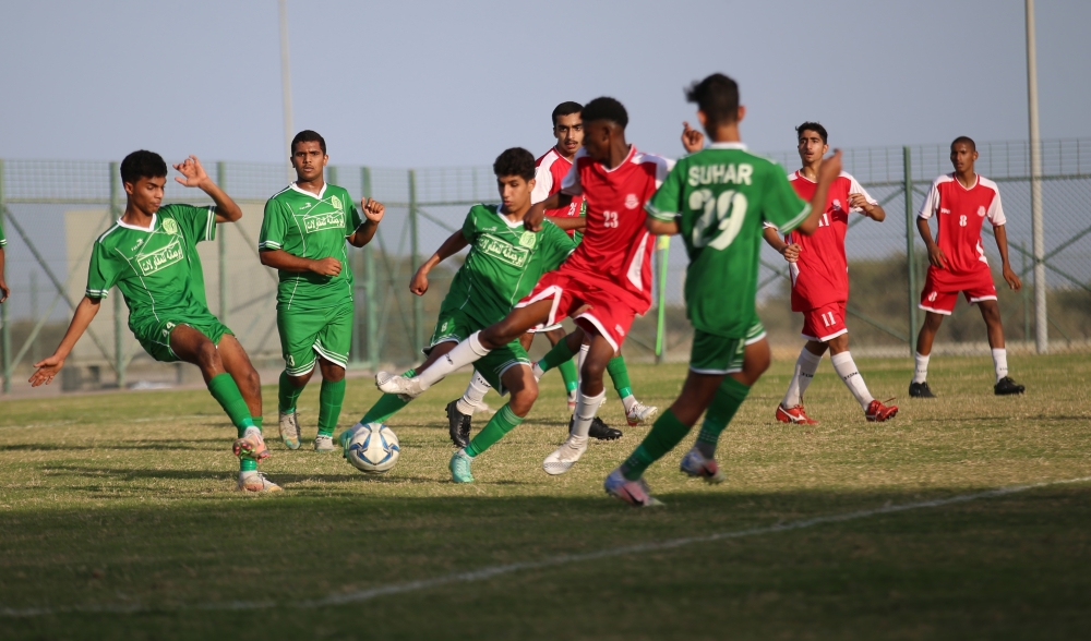 من منافسات دوري الناشئين