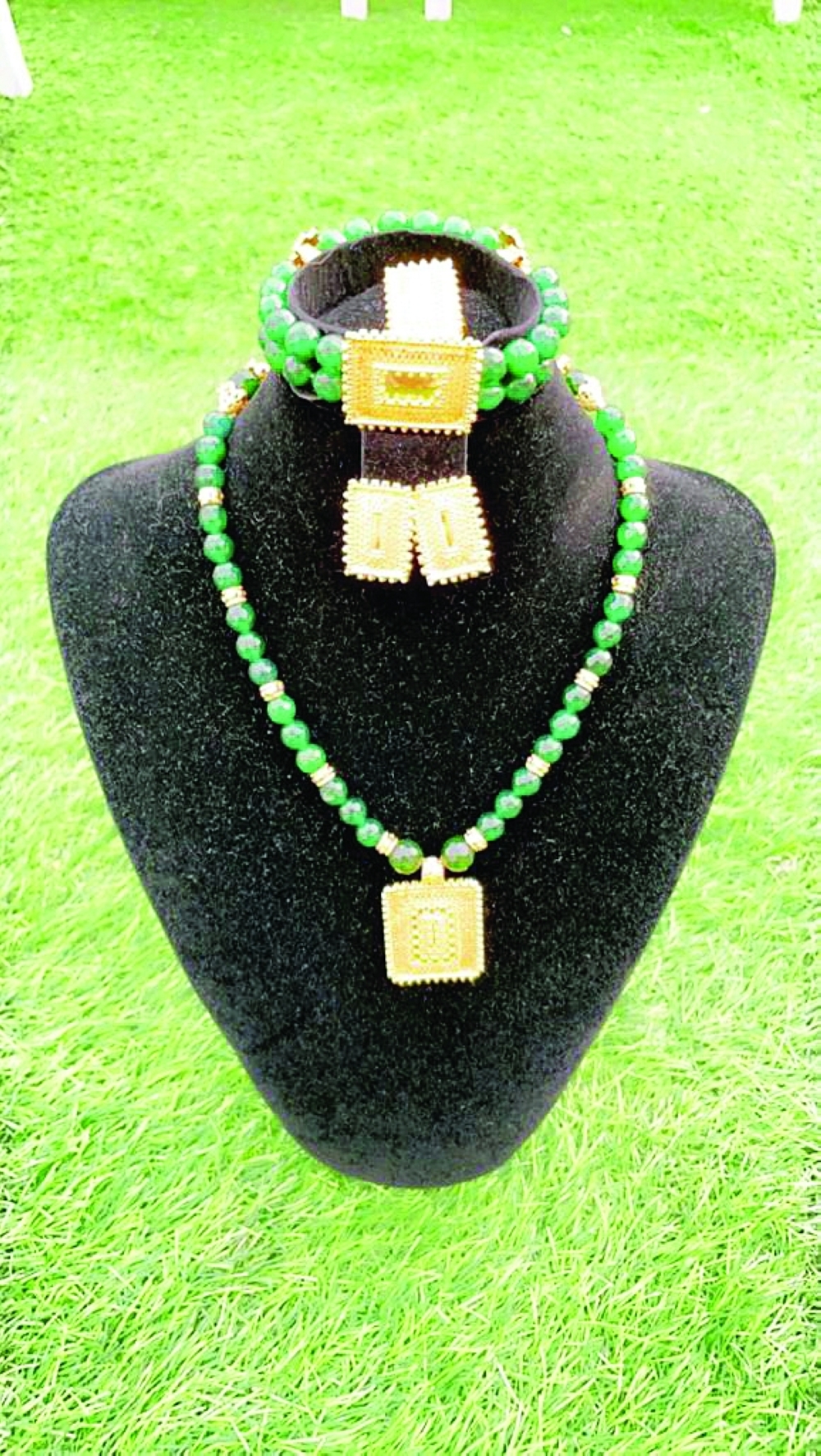 من منتجات البدر للفضيات