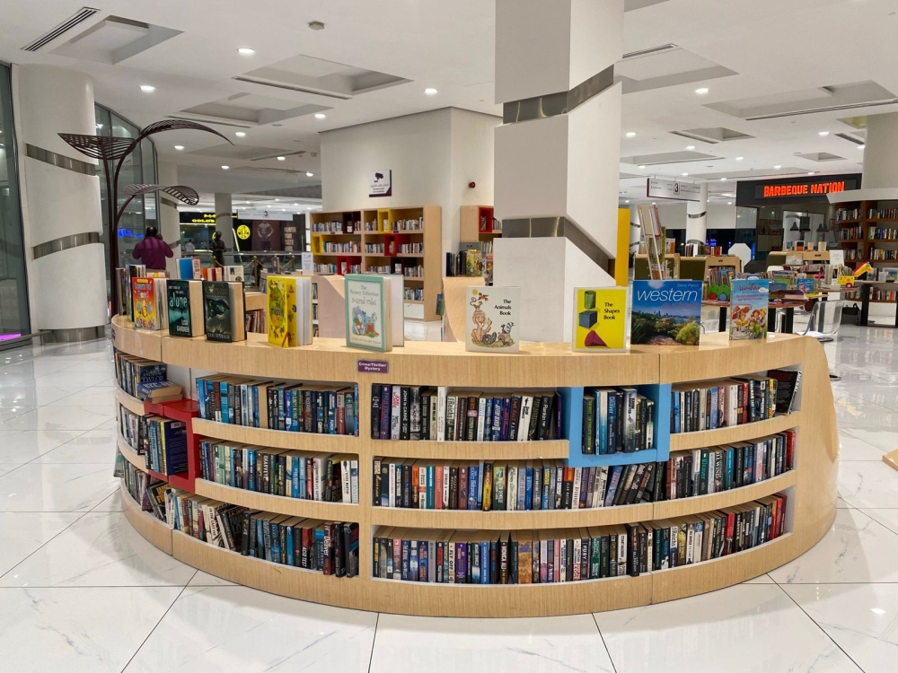 4 - تجربة مكتبة هيا نقرأ لبيع الكتب المستعملة.
