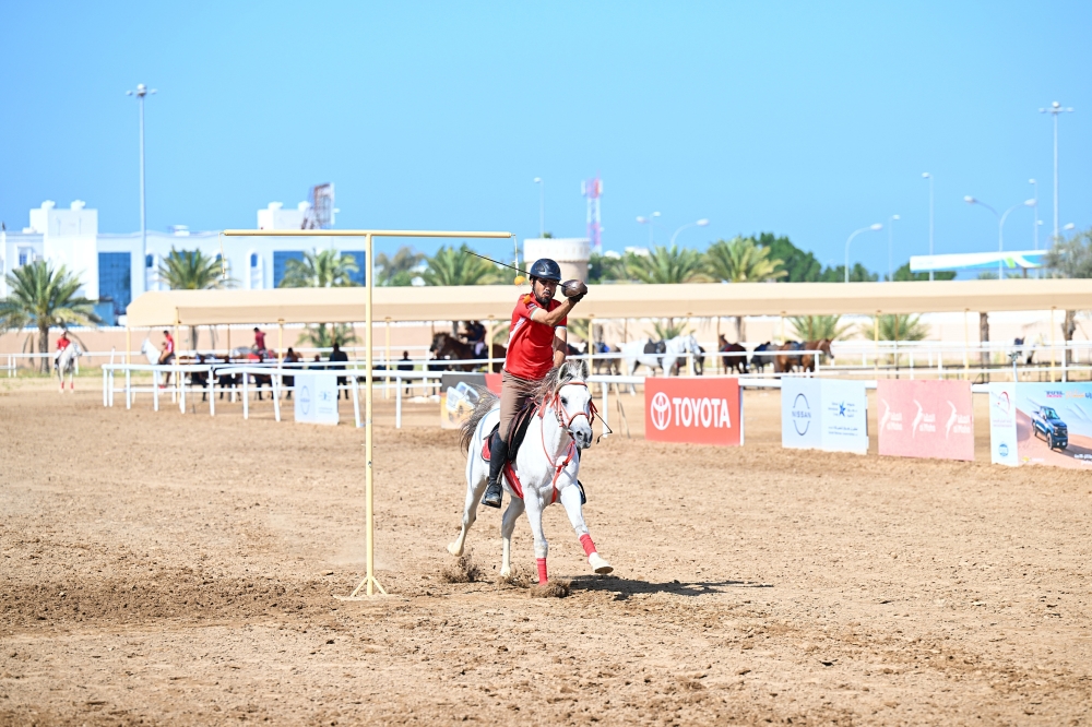 جانب من ختام مسابقة التقاط الأوتاد