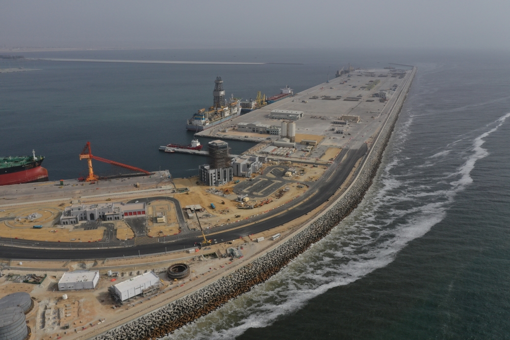 من المحتمل ان تكون ولاية الدقم جنوبا وحتى منطقة الشويمية من المناطق الواعدة في قطاع الهيدروجين الأخضر 