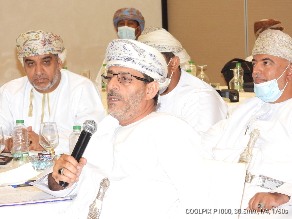 من المناقشات