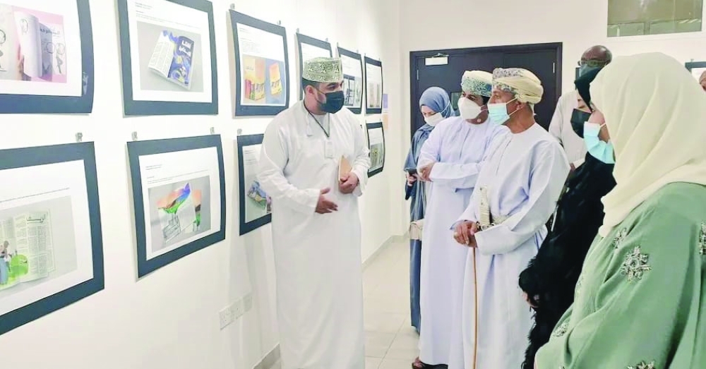 جولة في المعرض