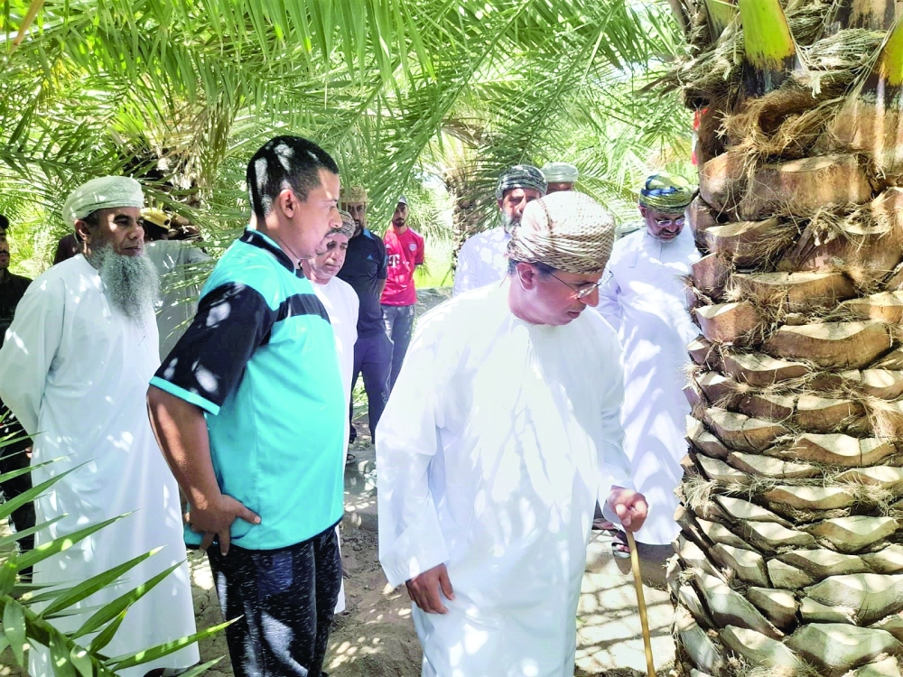 وكيل الزراعة يتفقد سير العمل بالمعسكر