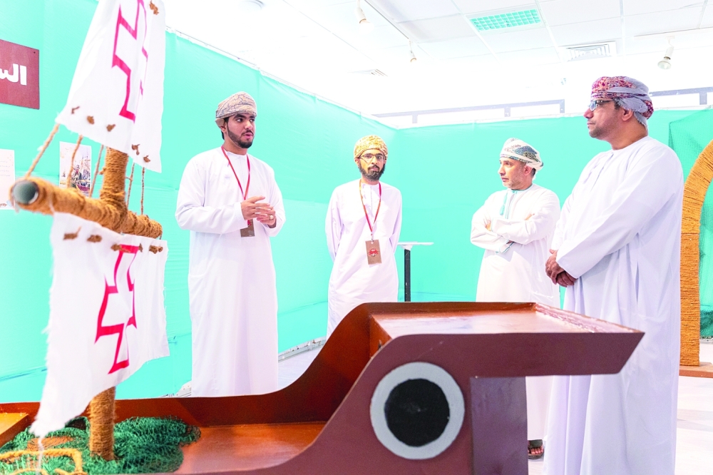 التعرف على أركان المعرض