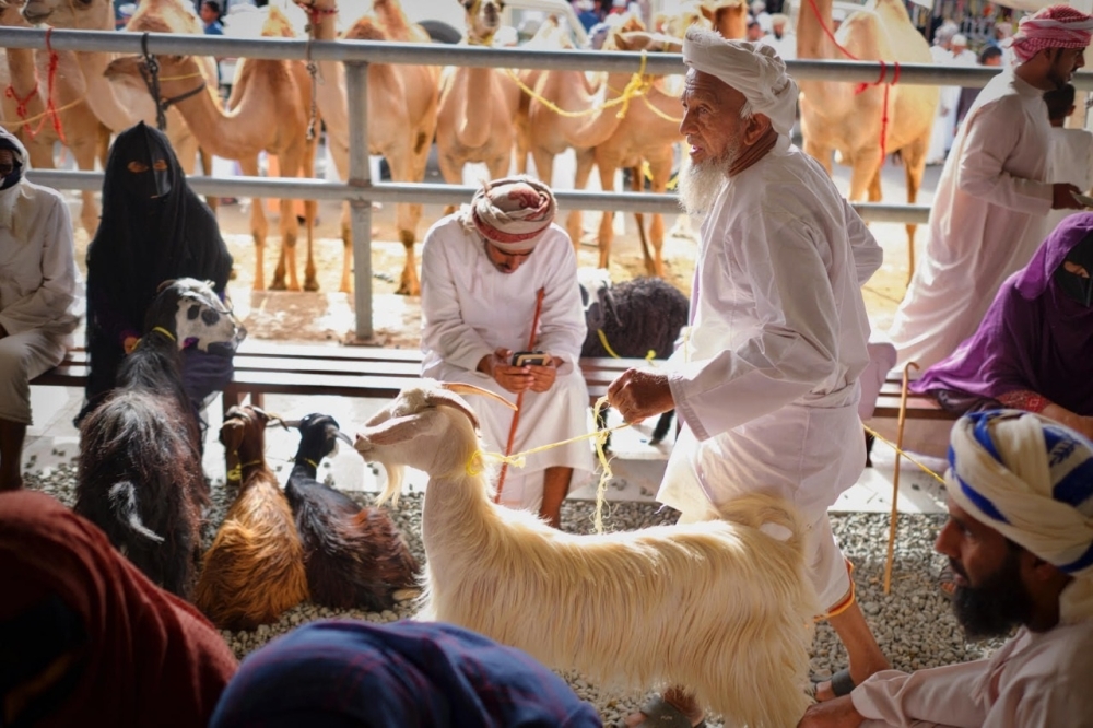 عودة المناداة إلى سوق سناو ستعيد لهذه السوق التقليدية مكانتها النشطة بين الأسواق في سلطنة عمان