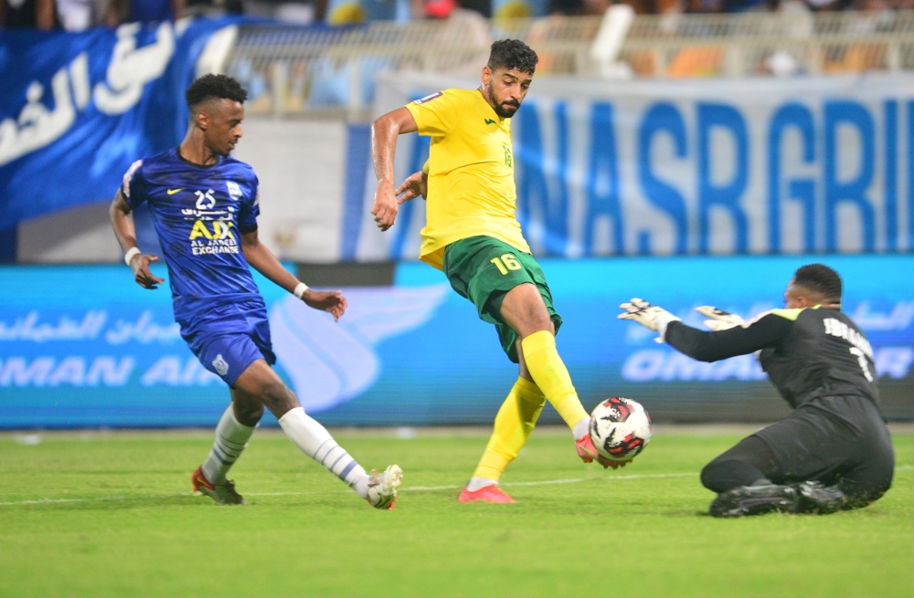 جانب من لقاءات النصر بالمسابقات الكروية