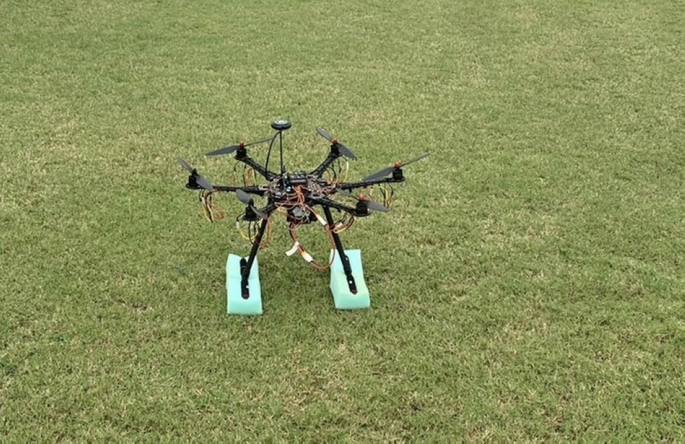 الطائرة المسيّرة لتعقيم الأماكن العامة